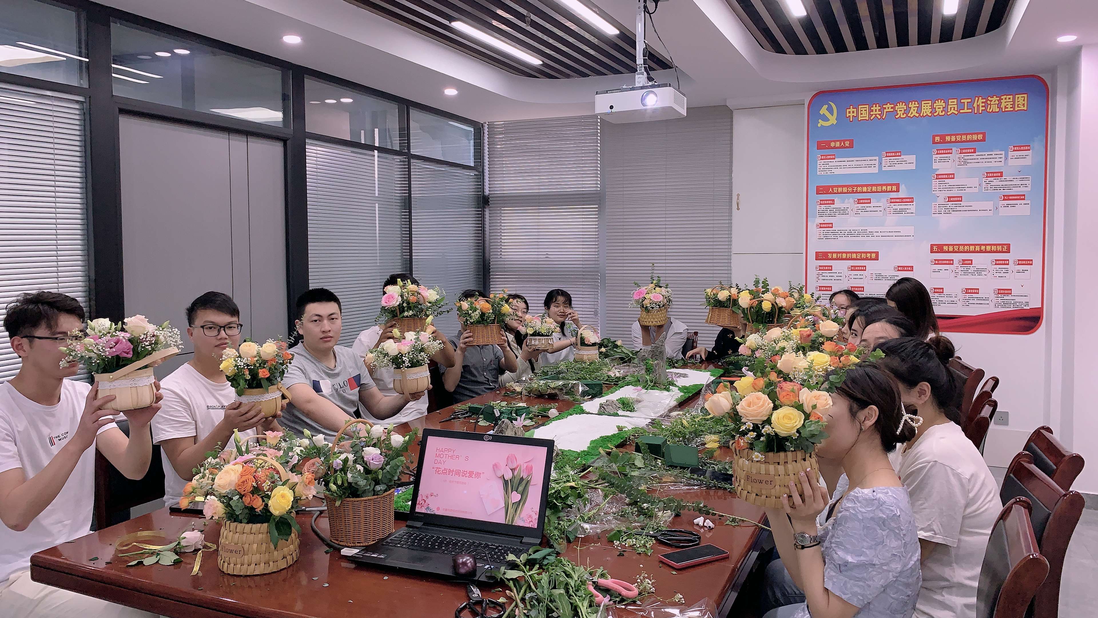 愛媽媽，不止是今天